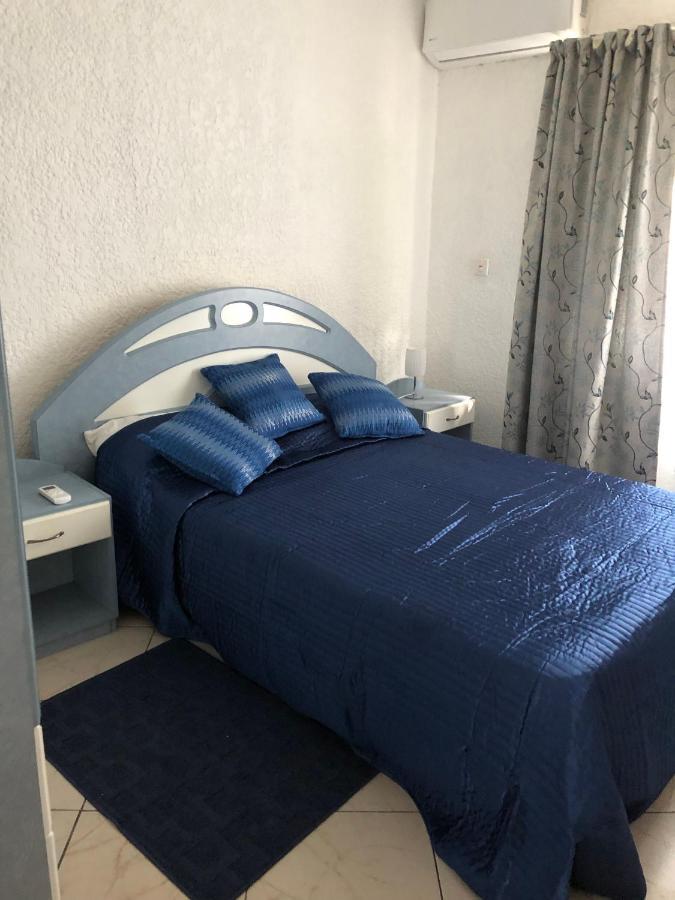 Lovely Apartment In Flic En Flac, Close To The Beach And All Amenities. Bagian luar foto